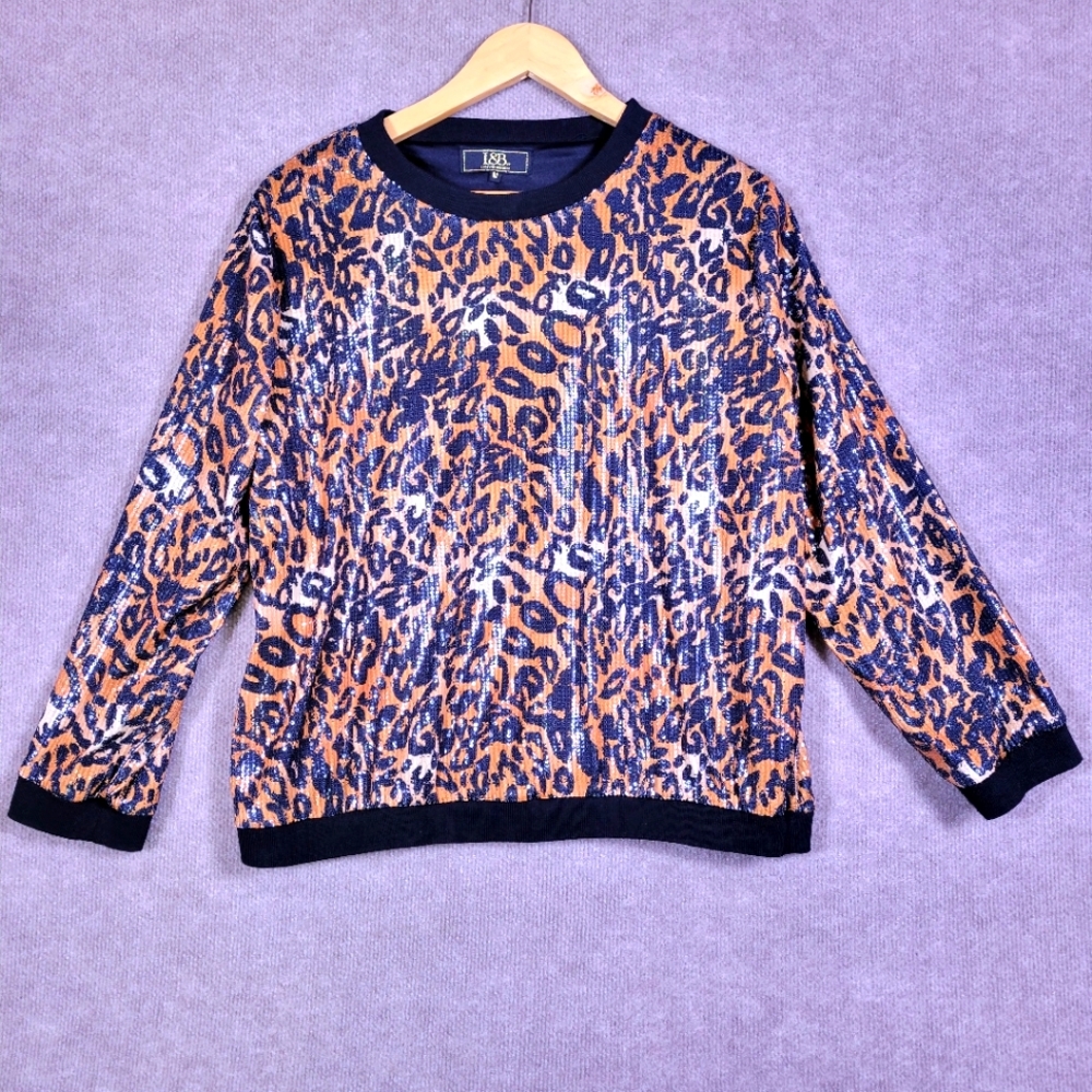 L&B LUCKY AND BLESSED Top Women Medium Sequin Animal Print Pullover Party Blouse